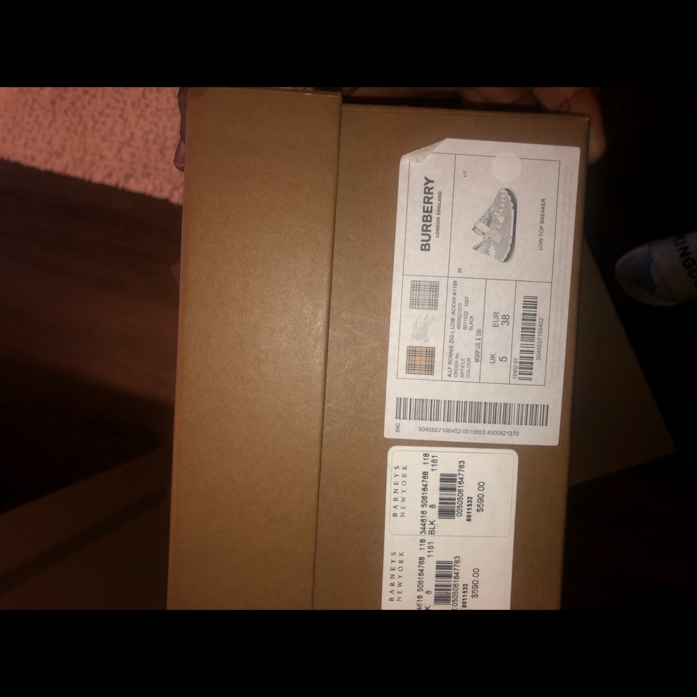 Women’s Burberry shoes